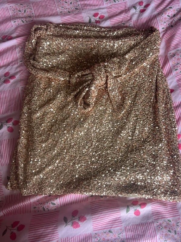 Never Fully Dressed Size 14 Never Fully Dressed Gold Sequin Mini Jaspre Wrap Skirt