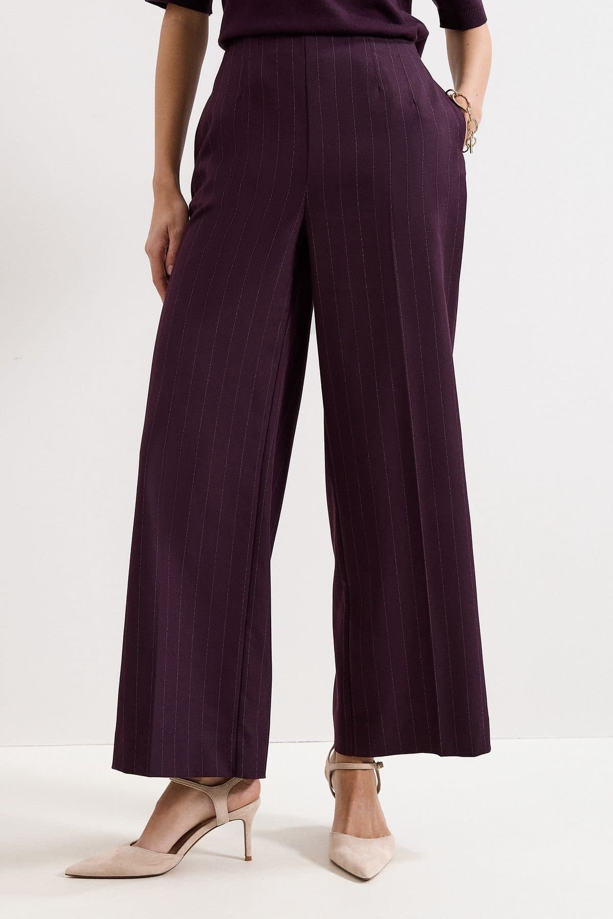 Phase Eight Phase Eight Women's Colette Pinstripe Mid-Rise Trousers in Wine