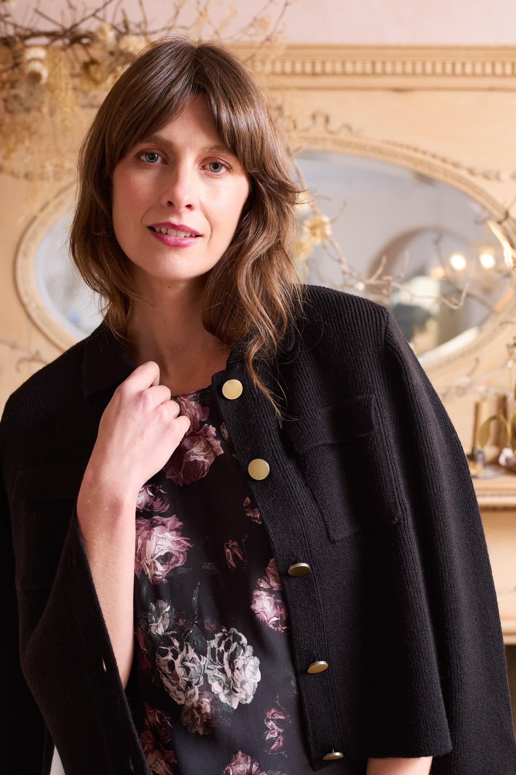 Lily & Me Lily & Me Women's Chestnut Knitted Jacket in Black