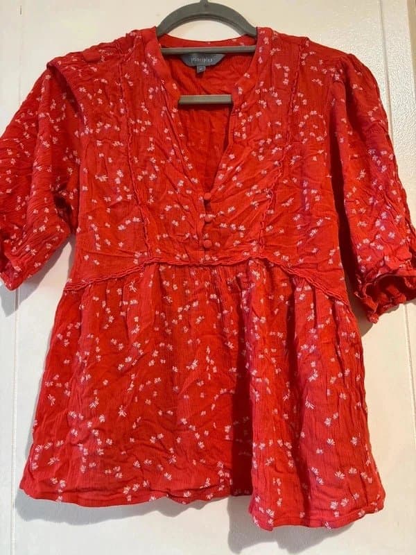Principles red lace trim blouse white floral 8 10