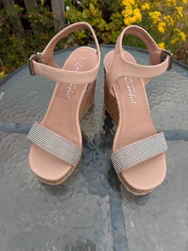 New Look Women’s Sequin Nude Strappy Wedge Shoes Size 6 BNWT