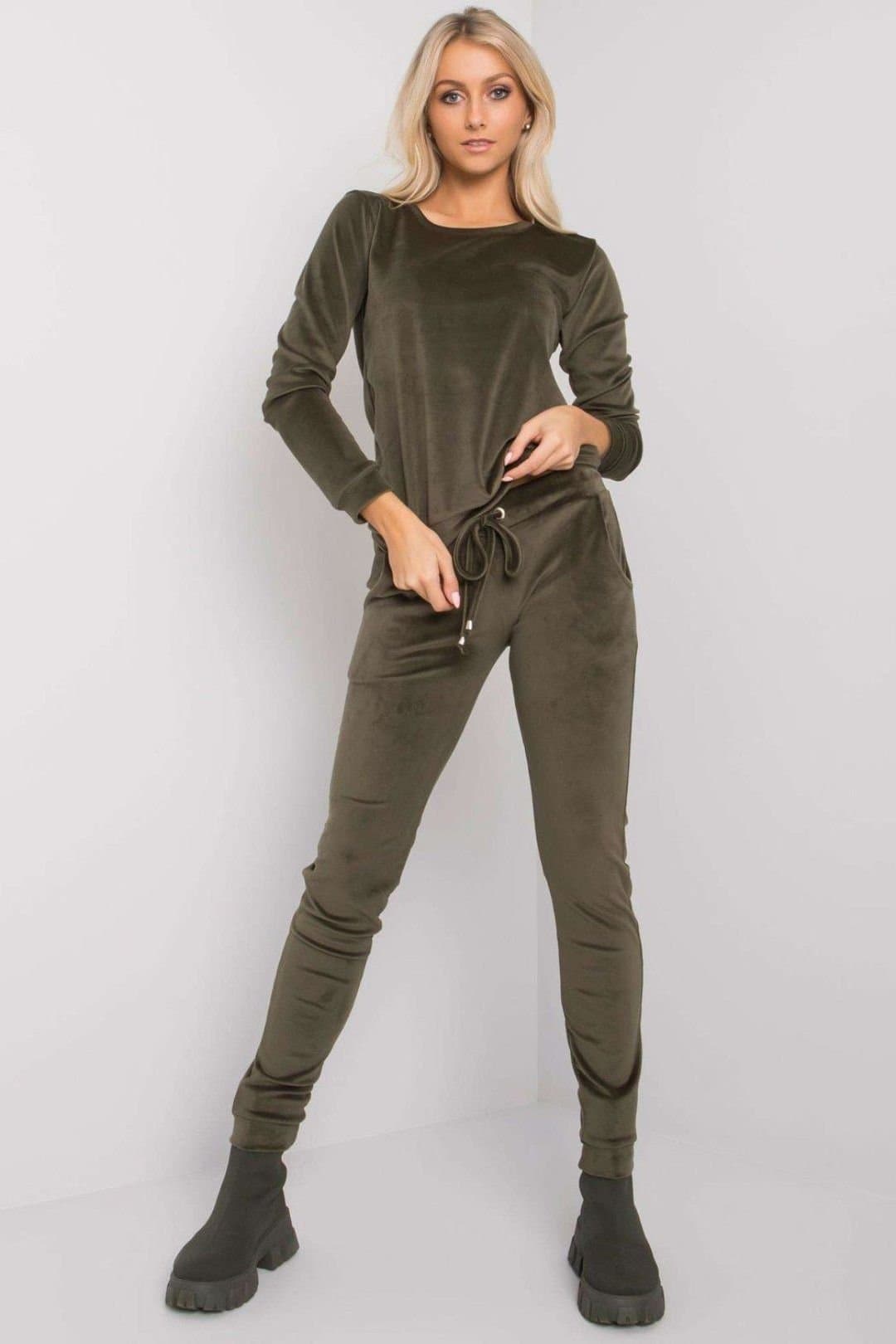 Love Lace Love Lace Women's Velour Blouse & Tie Waist Pants Set Style 175107 in Green