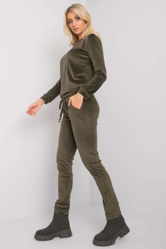 Love Lace Love Lace Women's Velour Blouse & Tie Waist Pants Set Style 175107 in Green - 3