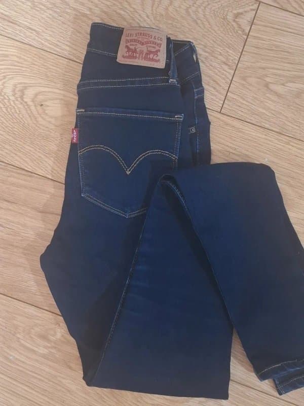 Levis Levi’s High Waist Skinny Jeans W23 L32 Dark Indigo Brand New No Tags