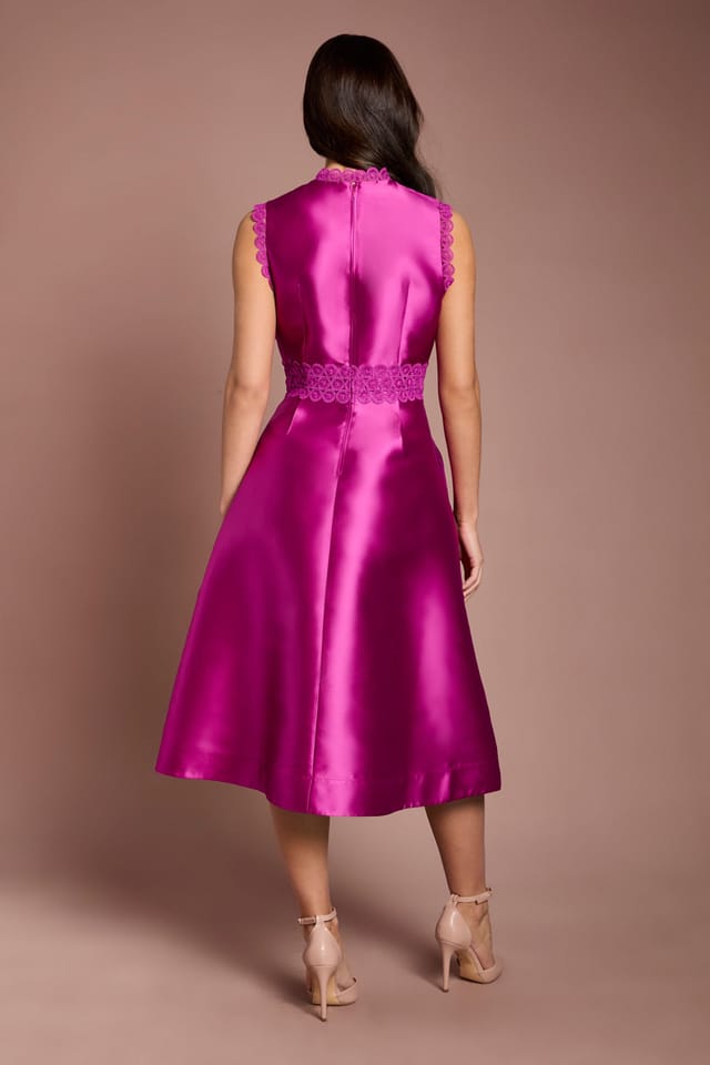 Coast Coast Women's Twill Lace Dress in Magenta - 3