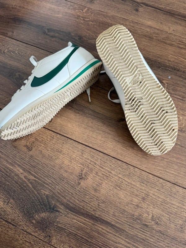 Nike Nike Cortez size 6 (39)