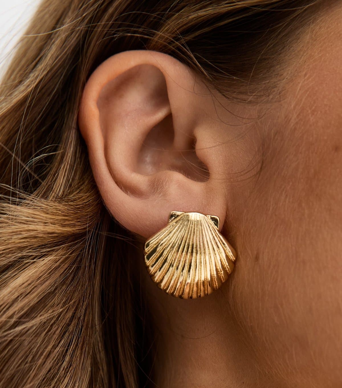 New Look Gold Tone Seashell Stud Earrings New Look