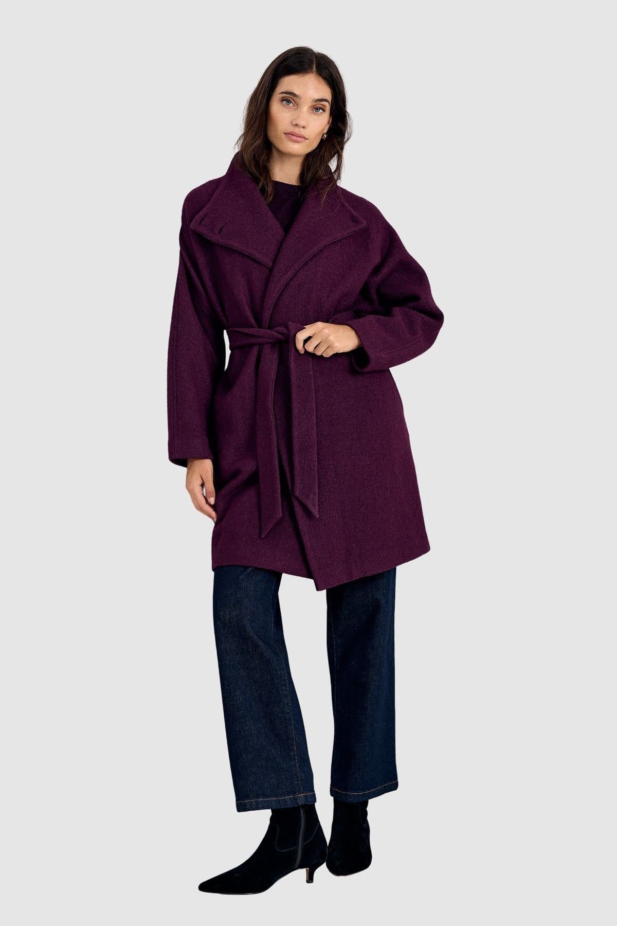 Phase Eight Phase Eight Women's Jennifer Funnel Neck Belted Knit Coat in Aubergine