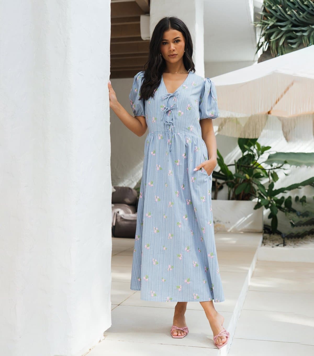 Gini London Women's Light Blue Floral Embroidered Puff Sleeve Midi Dress Gini London New Look