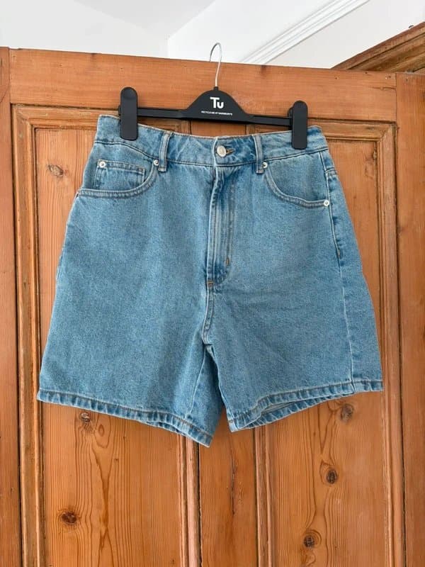 ASOS ASOS denim shorts cinch waist UK8