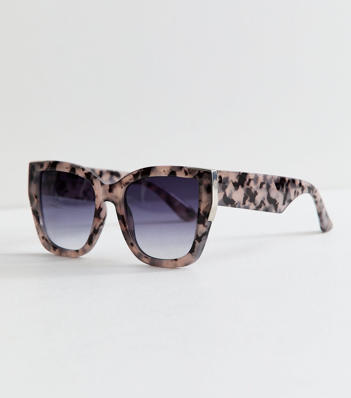 New Look Grey Printed Cat Eye Sunglasses New Look - 1