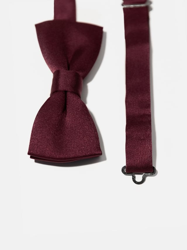 Maya Deluxe Maya Deluxe Men's Satin Bow Tie Pocket Square Set in Burgundy - 3