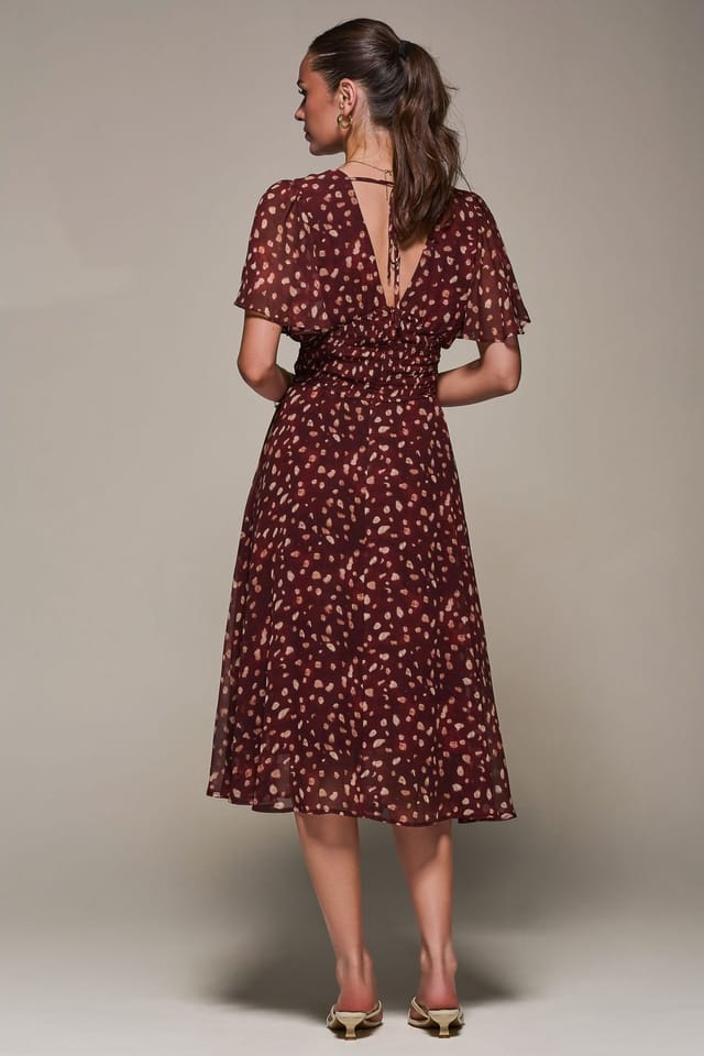 Jolie Moi Jolie Moi Women's Chiffon Tie Back Detail Midi Dress in Burgundy - 2