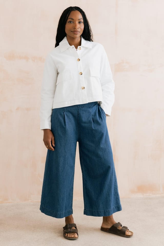 Lily & Me Lily & Me Women's Effie Stretch Cotton Twill Jacket in White - 3