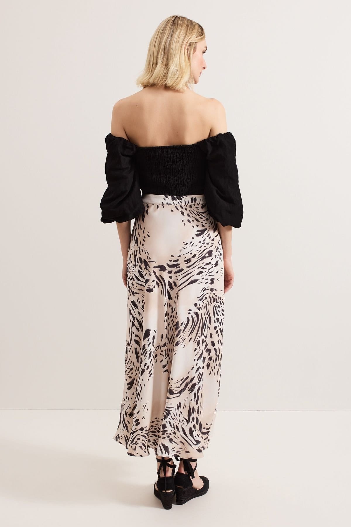 Phase Eight Phase Eight Women's Orla Animal-Print Maxi Skirt in Cream - 4