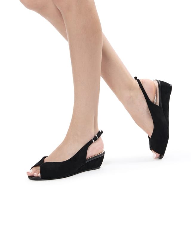 Paradox London Paradox London Women's Janine Wide Fit Low Heel Wedges in Black - 2