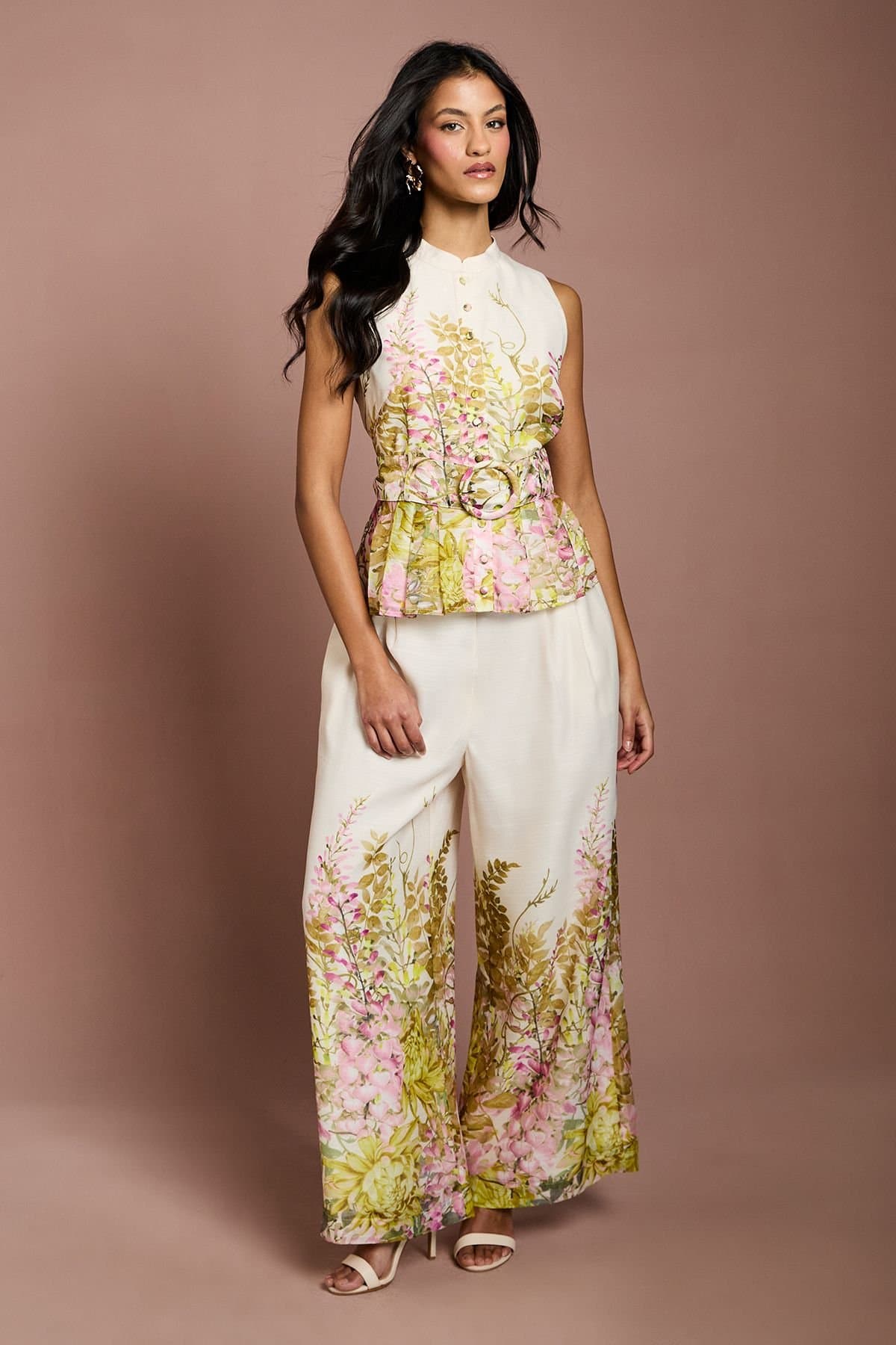 Coast Coast Women's Petite Placement Print Wide Leg Trouser in Yellow