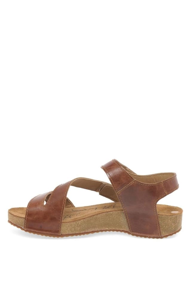 Josef Seibel Josef Seibel Women's 'Tonga 25' Casual Leather Sandals in Camel - 2