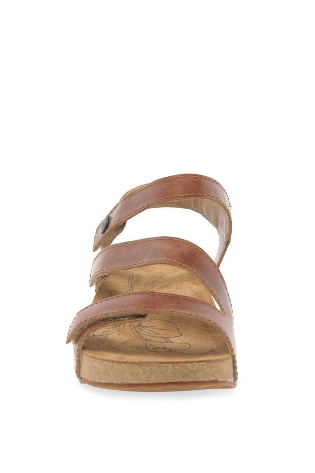 Josef Seibel Josef Seibel Women's 'Tonga 25' Casual Leather Sandals in Camel - 3
