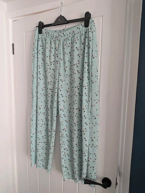 ASOS Floral Culottes Size 14