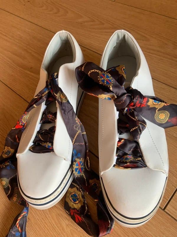 Zara Pretty Zara trainers size 7UK