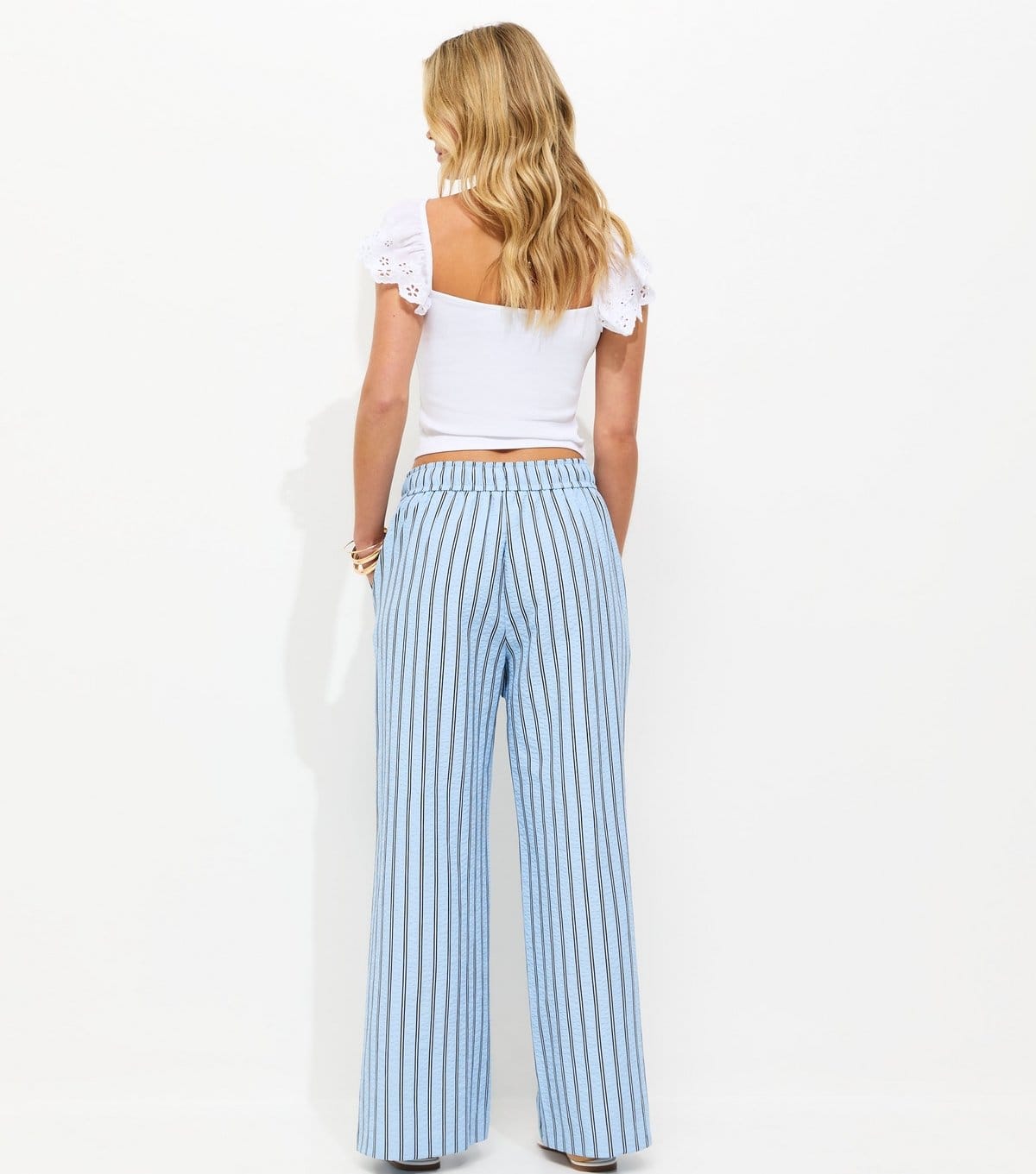 New Look Women's Petite Blue Seersucker Wide Leg Trousers New Look - 4