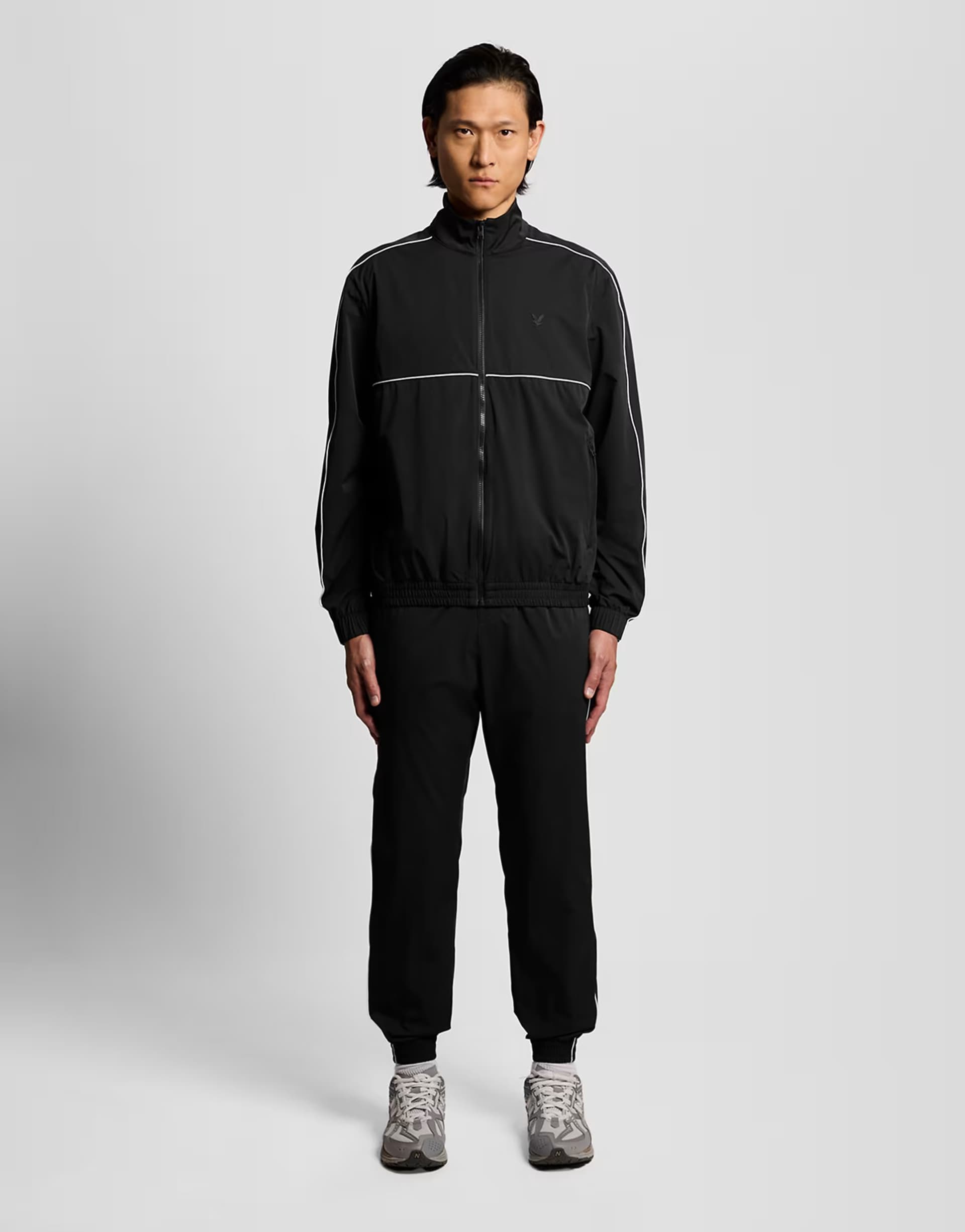 ASOS Lyle & Scott Trousers woven track pant in z865 jet black