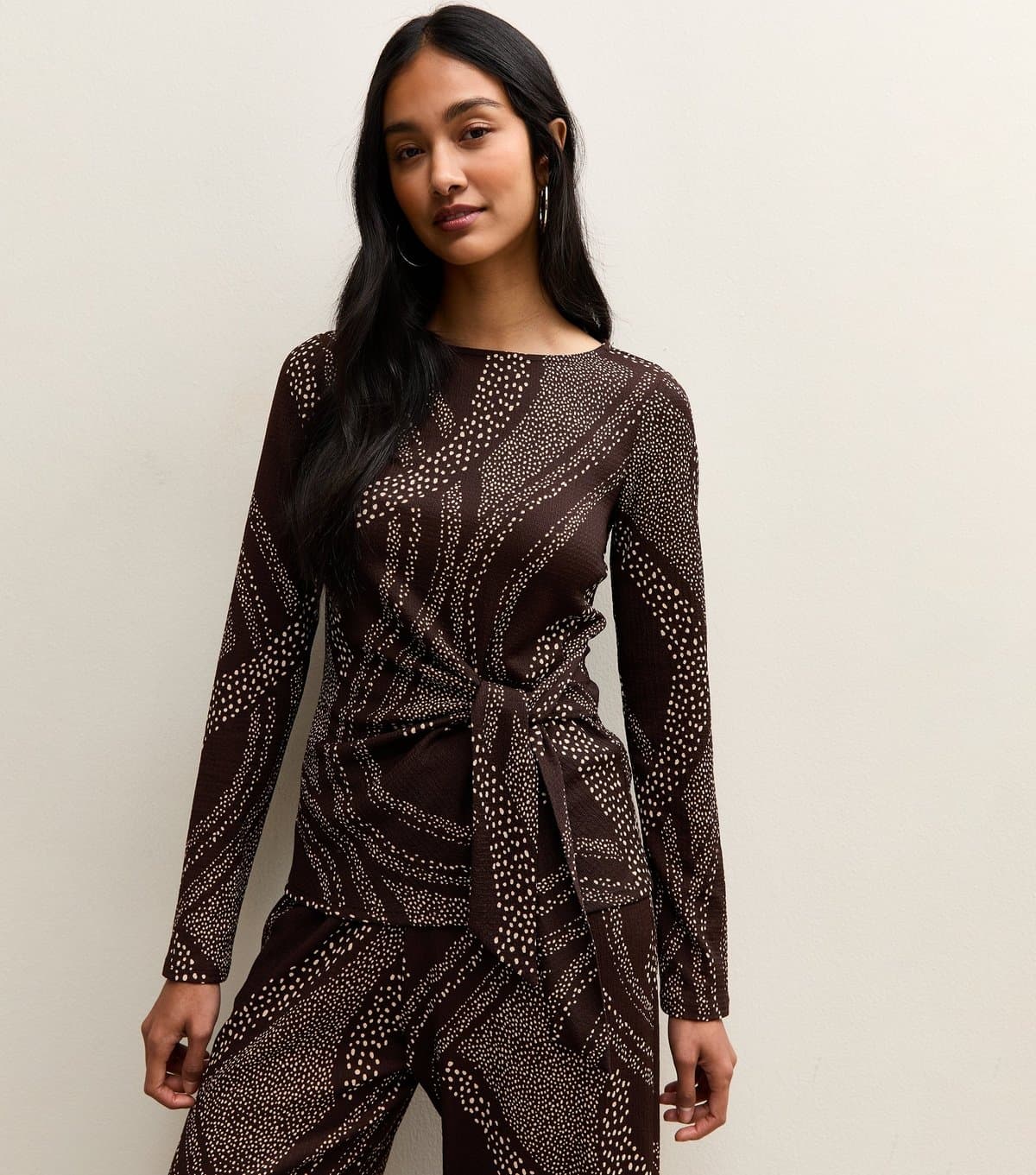New Look Women's Brown Swirly Tie Front Long Sleeve Top New Look