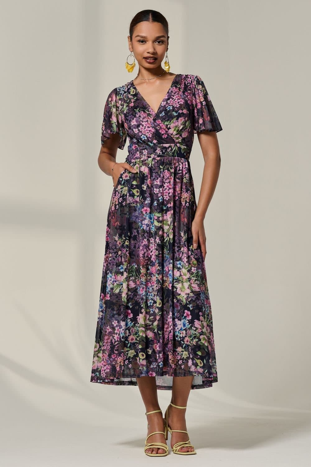 Jolie Moi Jolie Moi Women's Floral Mesh Angel Sleeve Midaxi Dress