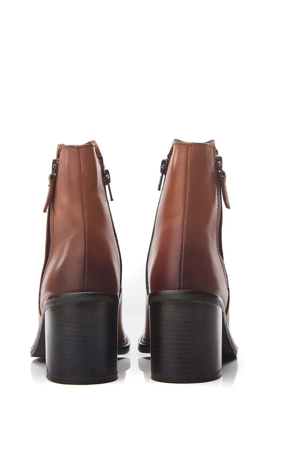 b.soleful b.soleful Women's 'B.Pearce' Leather Ankle Boots in Tan - 3