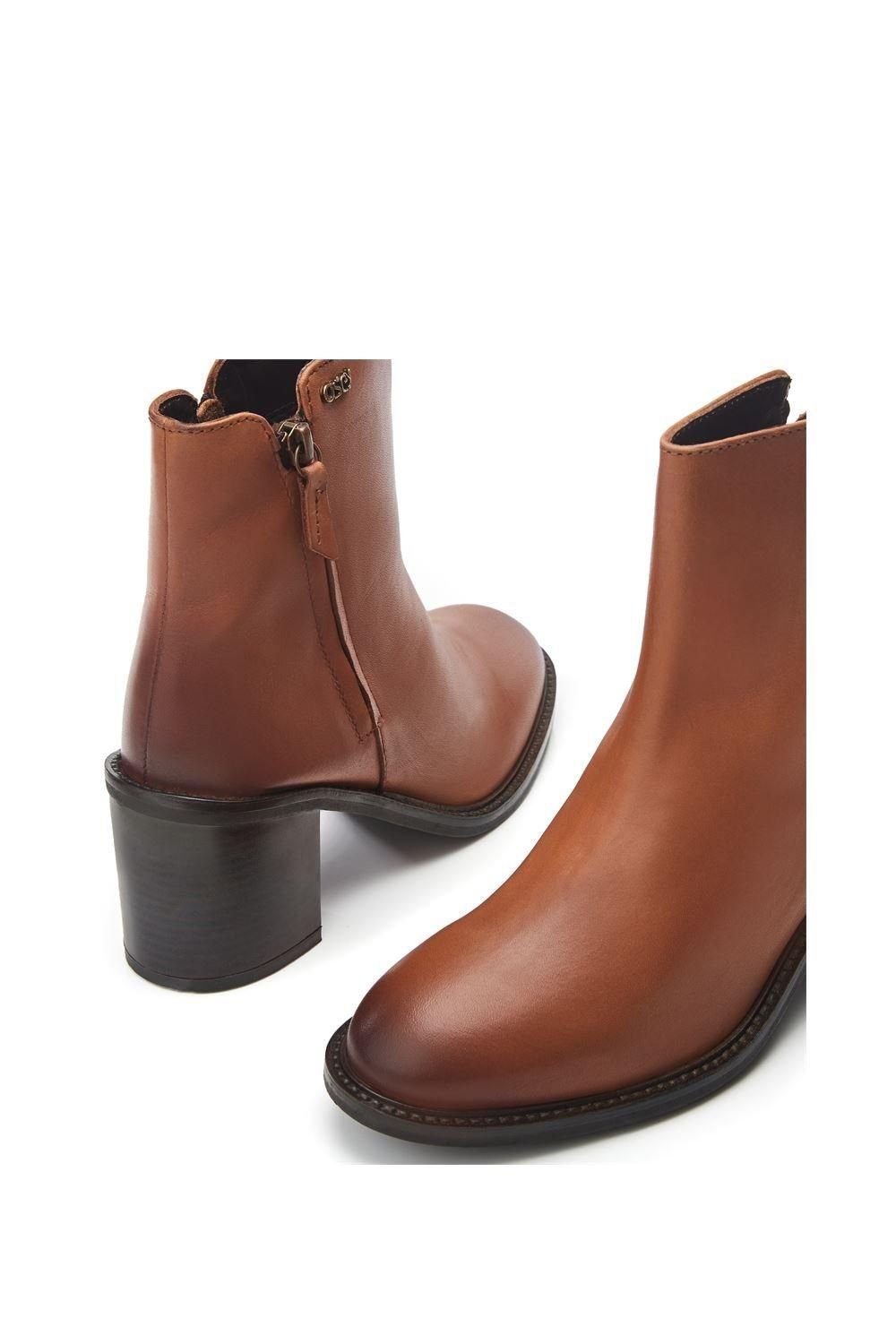 b.soleful b.soleful Women's 'B.Pearce' Leather Ankle Boots in Tan - 4