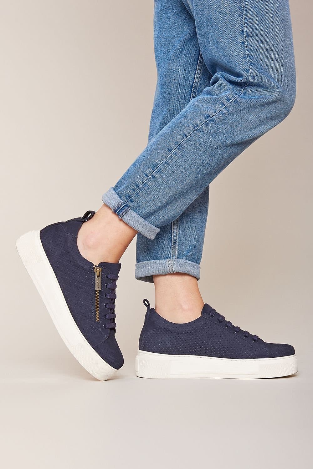 Moshulu Moshulu Women's 'Dawlish' Flatform Zip Trainers in Indigo