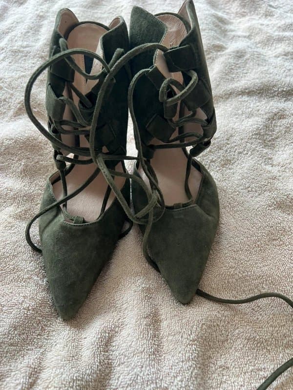 Topshop Topshop women’s lace up heels size 3