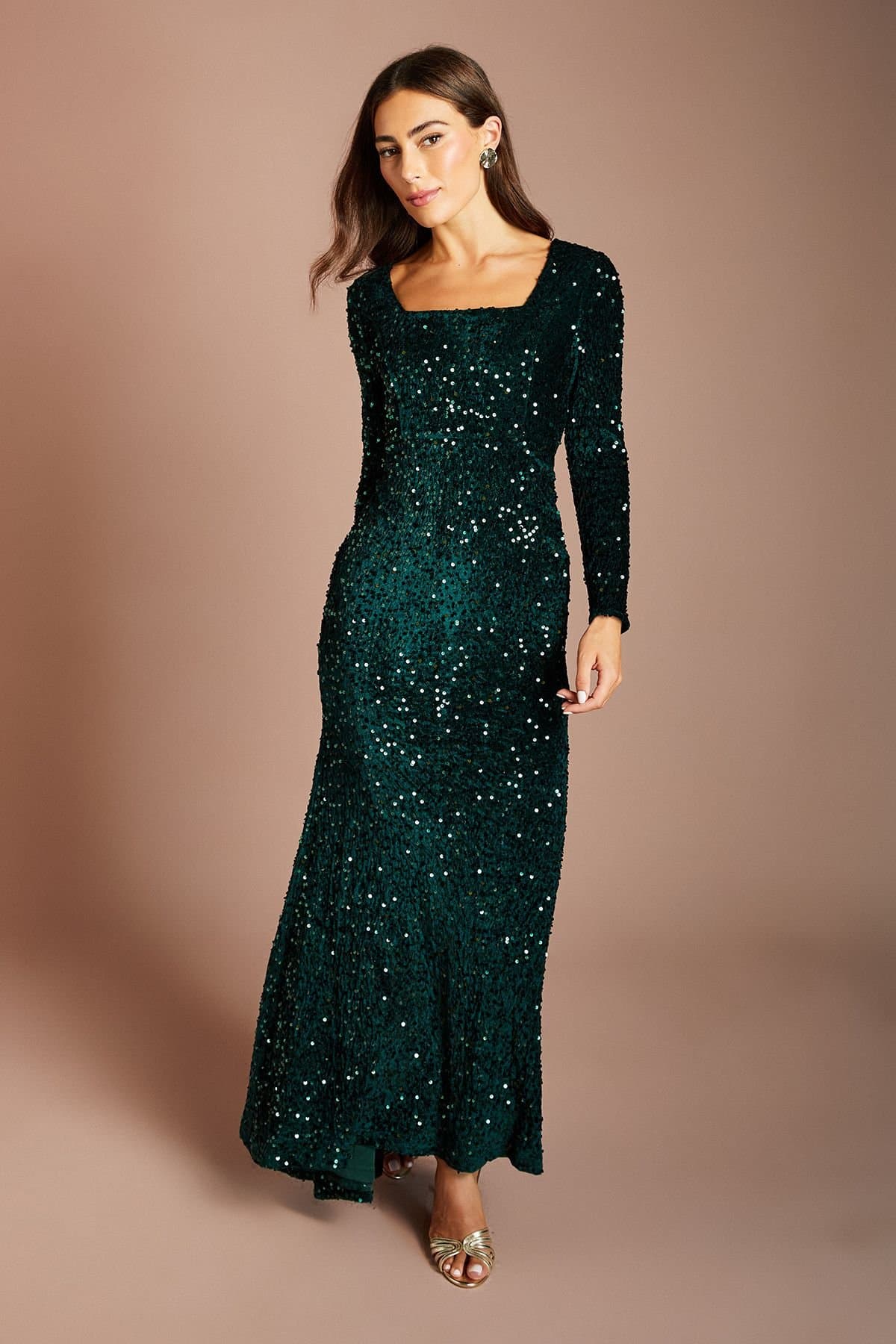 Coast Coast Women's Square Neck Velvet Sequin Long Sleeve Black Maxi Dress in Green