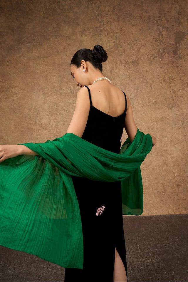 Silk and Bears Silk and Bears Women's Emeral Green Silk Scarf - Wedding Silk Shawl, Lightweight Wrap in Emerald - 2