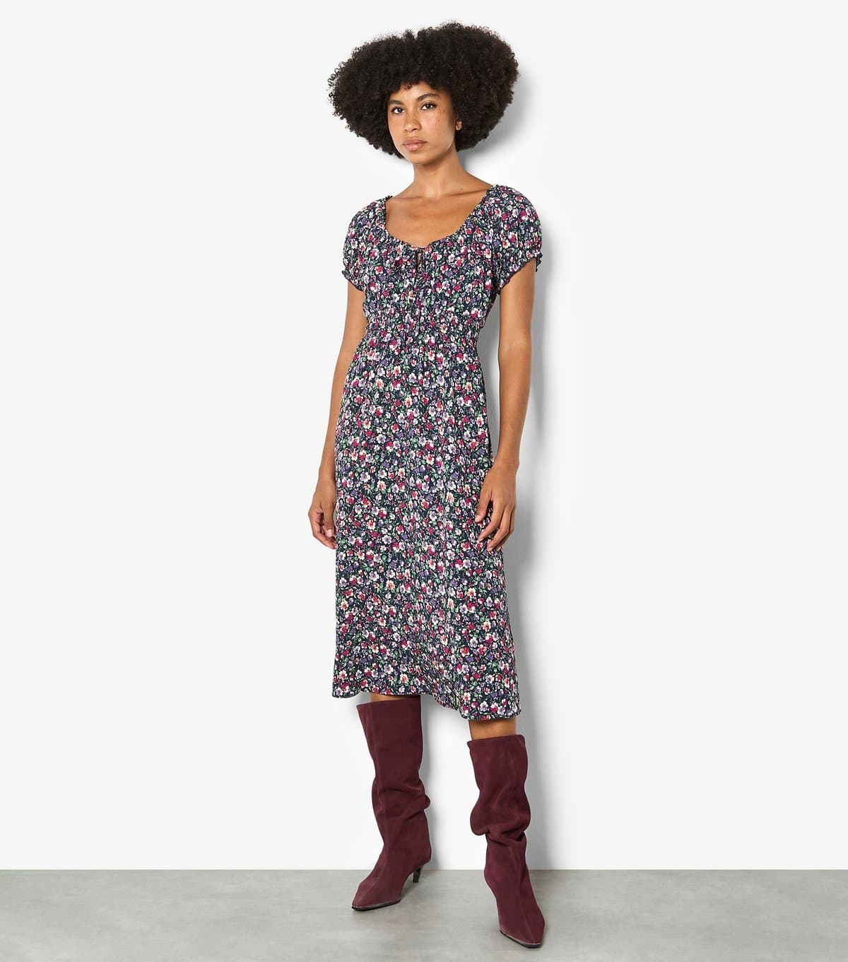 Apricot Women's Purple Ditsy Floral Midi Dress Apricot New Look