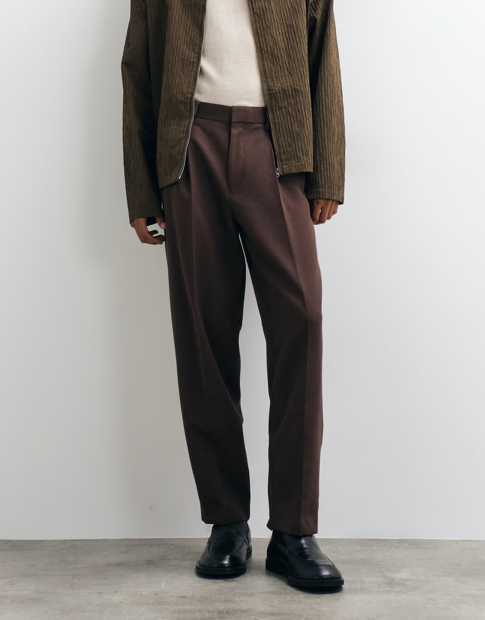 ASOS ASOS DESIGN tailored pleated oversized tapered trousers in dark brown microtexture