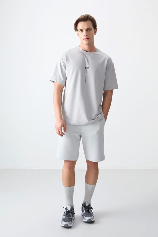 Tommy Life Tommy Life Men's Oversized Printed Crew Neck T-Shirt in Light Grey - 2