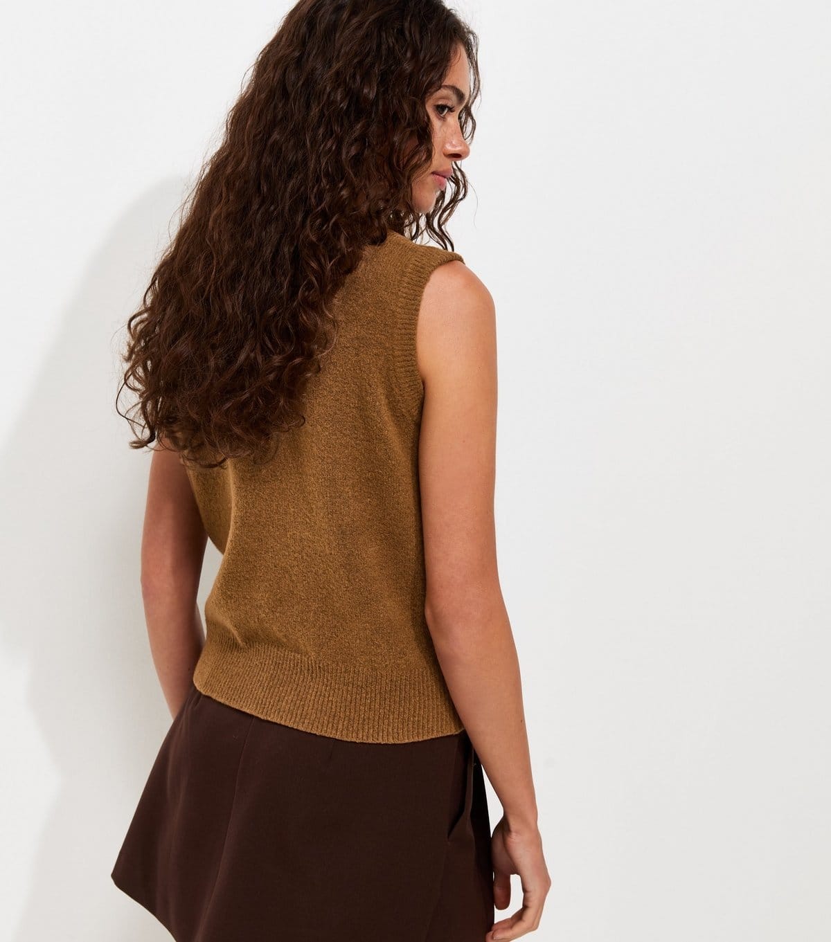 New Look Women's Tan Midweight Knit Meet The Jean Tabard Vest New Look - 4