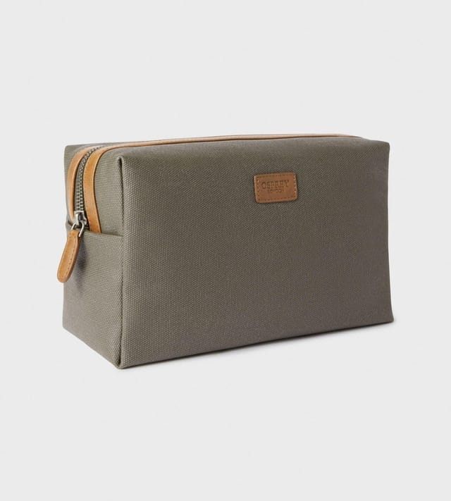 OSPREY LONDON OSPREY LONDON Men's The Large Grantham Waxed Canvas & Leather Washbag in Khaki - 2