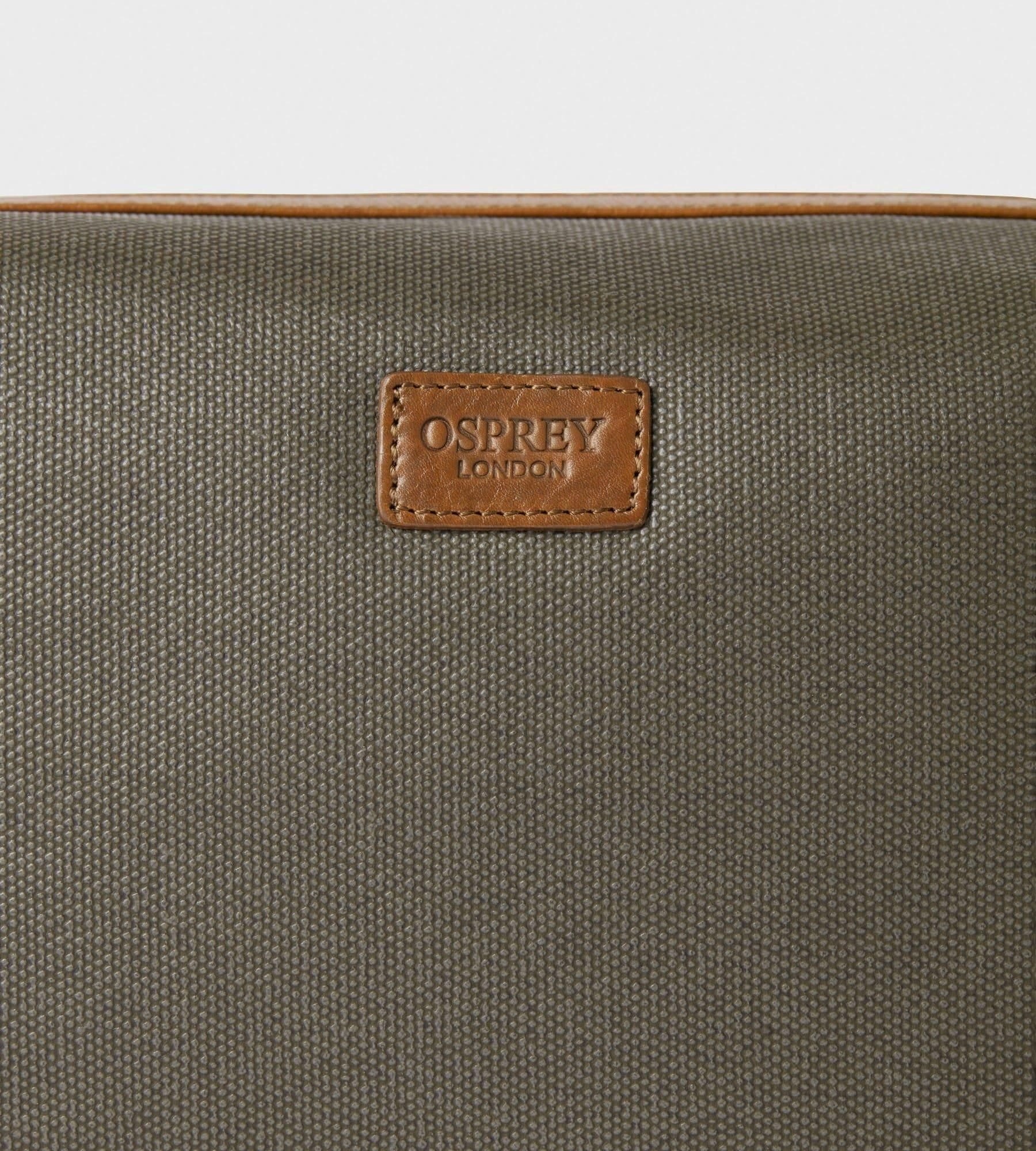 OSPREY LONDON OSPREY LONDON Men's The Large Grantham Waxed Canvas & Leather Washbag in Khaki - 4