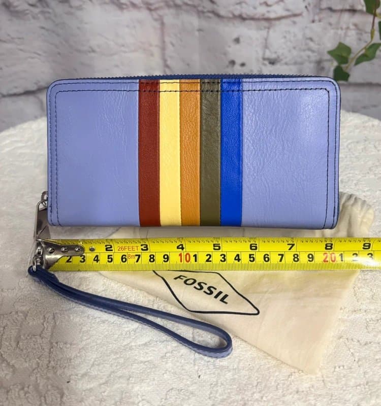 Fossil 👜Fossil BNWT Logan zip around ladies leather purse, Blue, Rrp £85👜