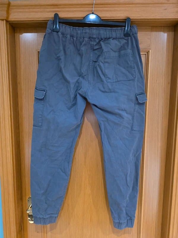 Bershka Bershka Grey Cargo Pants (Size L)