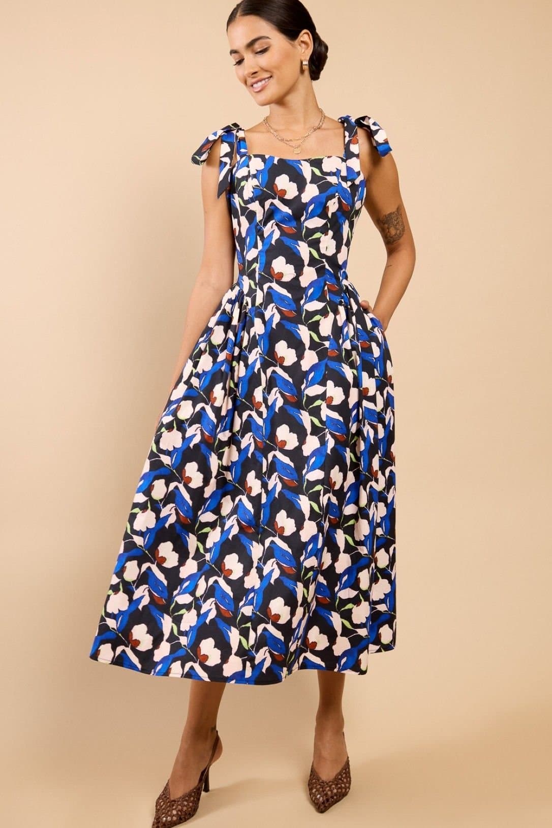 Little Mistress Little Mistress Women's Floral Print Tie Strap Midaxi Dress by Vicky Pattison