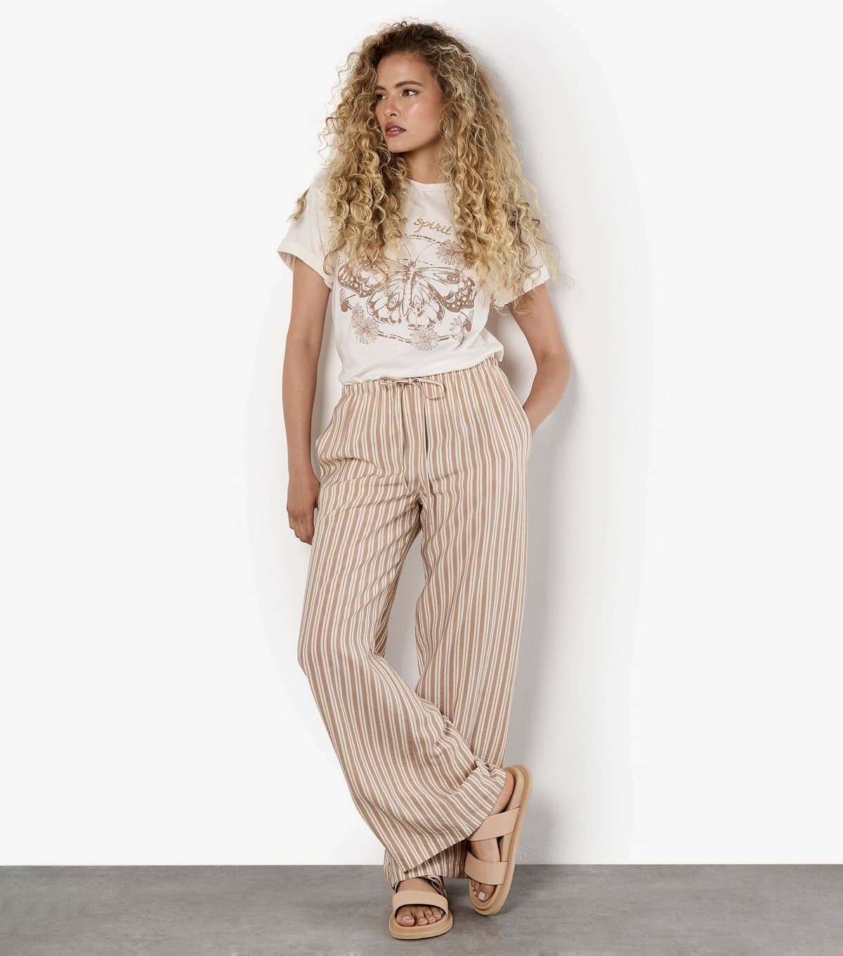 Apricot Women's Stone Striped Wide Leg Trousers Apricot New Look