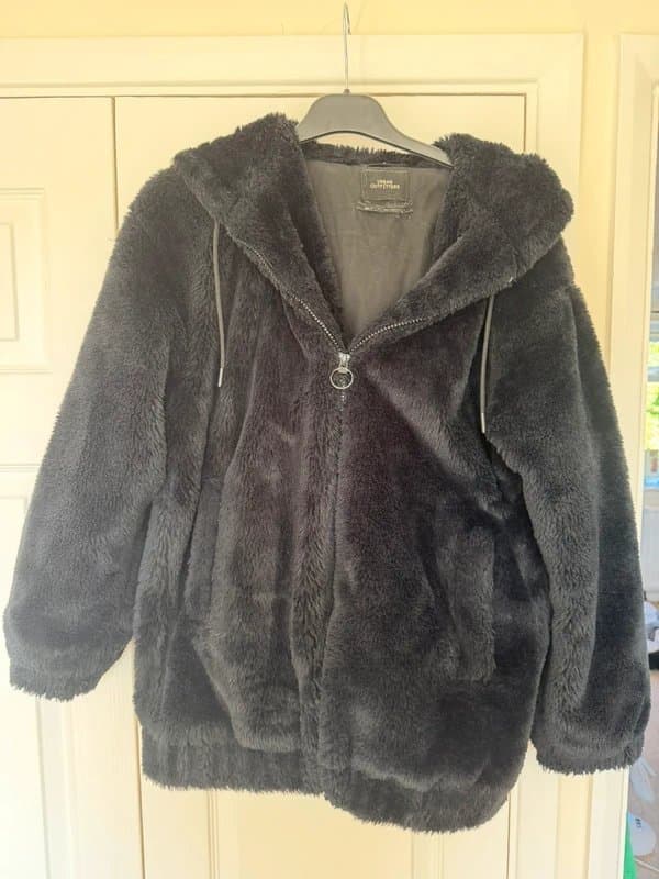 Urban Outfitters Urban Outfitters Faux Fur jacket