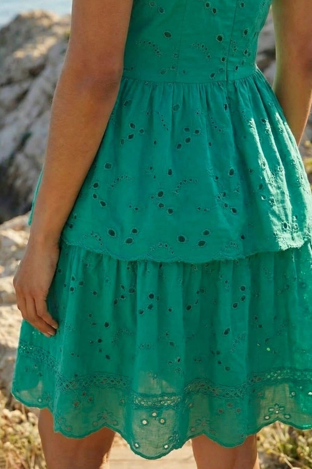 Dusk Dusk Women's Tiered Broderie Dress in Green - 4