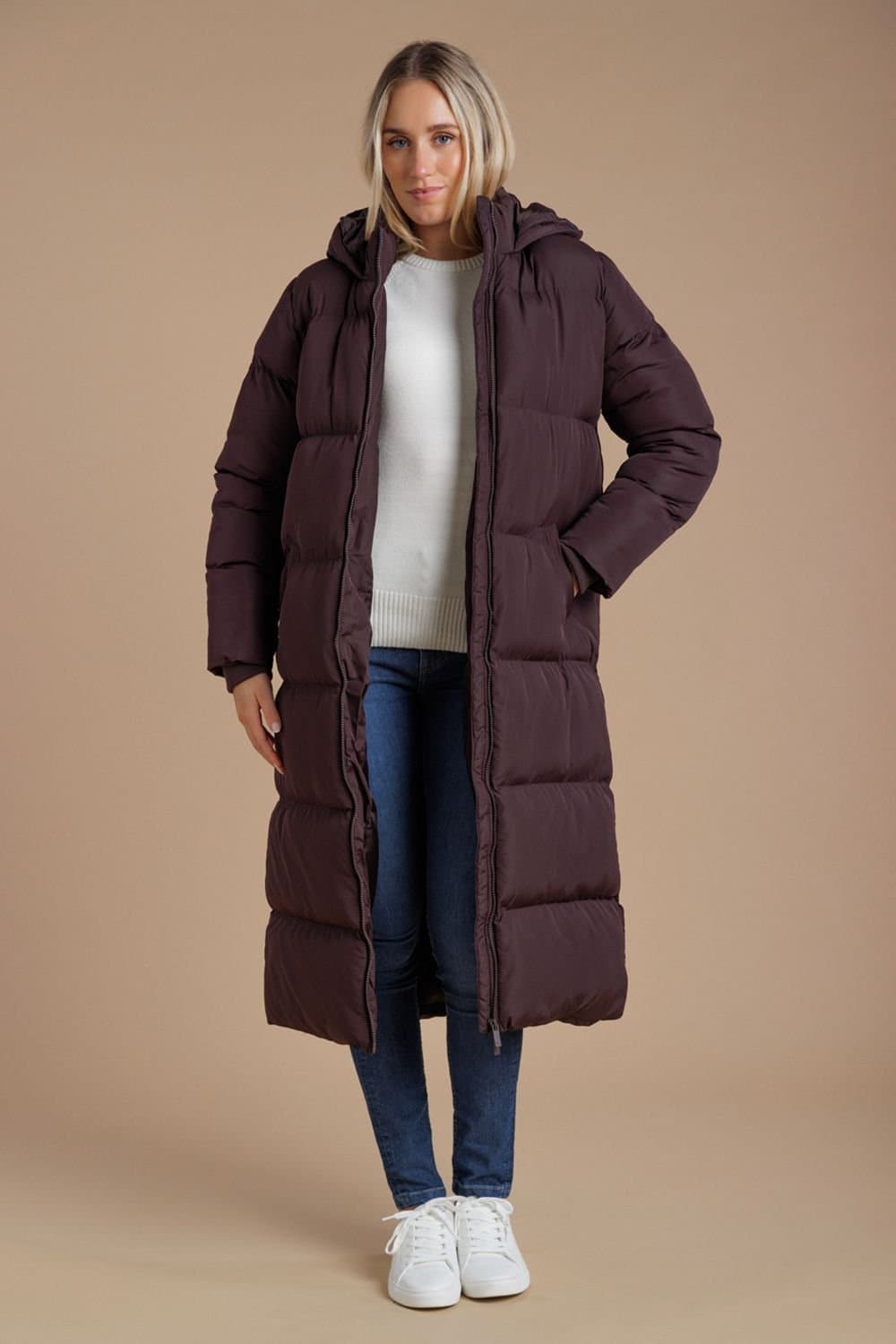 French Connection French Connection Women's Longline Quilted Puffer Jacket with Hood in Chocolate