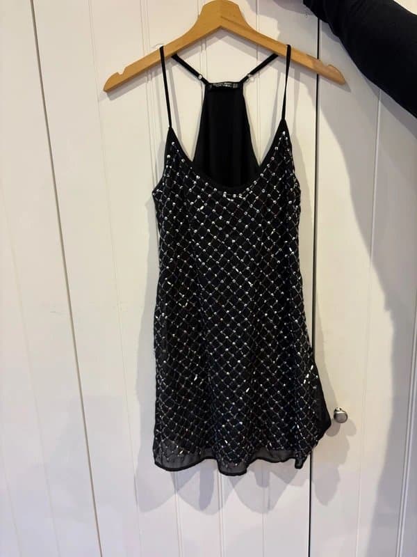 Bershka Bershka embroidered LBD