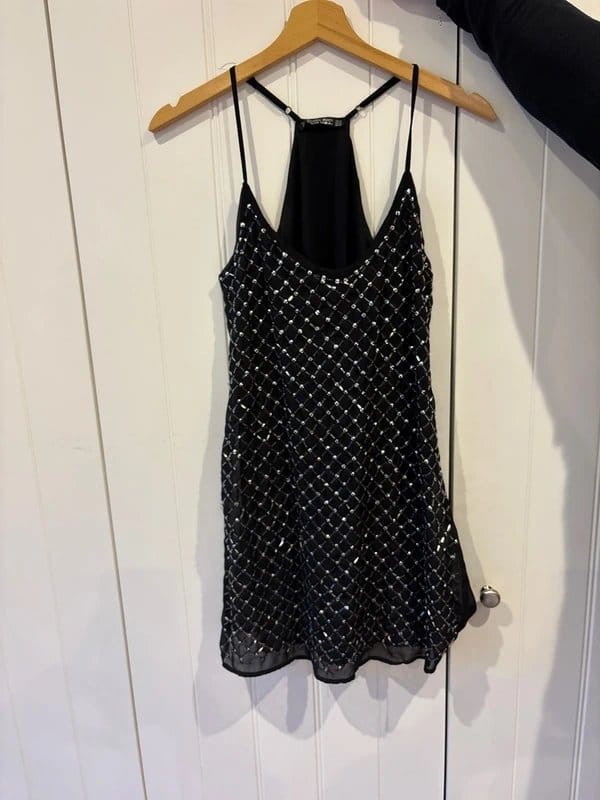 Bershka Bershka embroidered LBD - 1